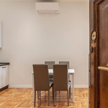 Rione Prati Elegant Apartment With Balcony Roma Eksteriør bilde