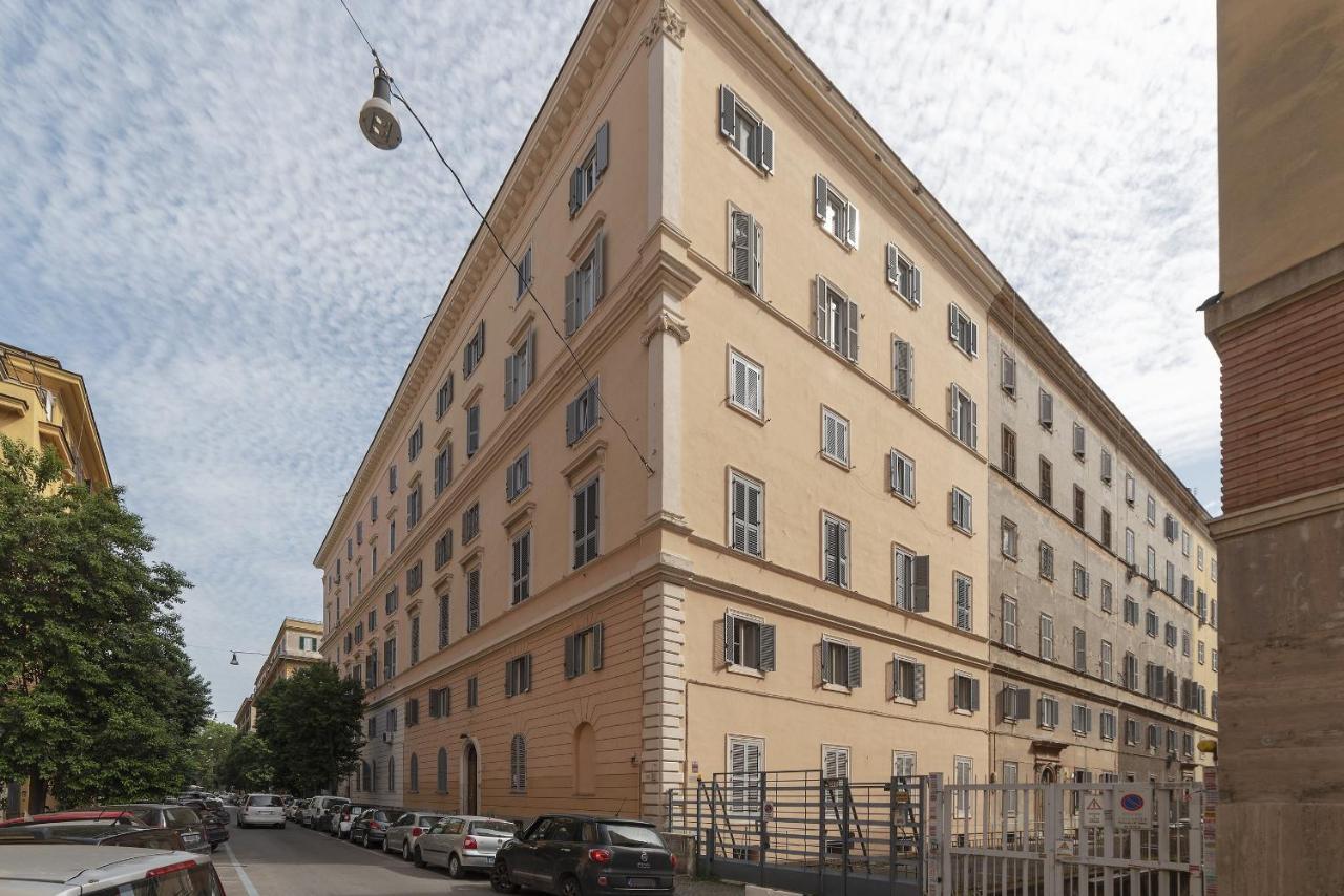 Rione Prati Elegant Apartment With Balcony Roma Eksteriør bilde